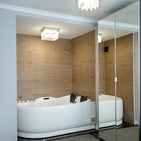 Royal View - Luxury 2br With Sea Panorama By Flat Manаger * Warna