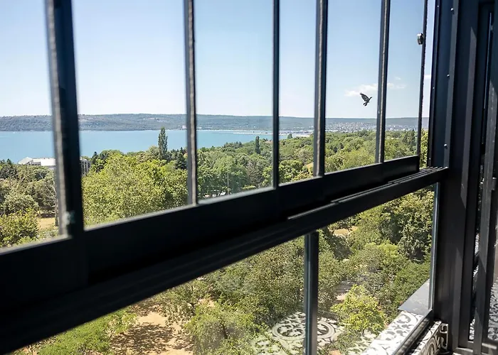 Royal View - Luxury 2br With Sea Panorama By Flat Manаger ヴァルナ